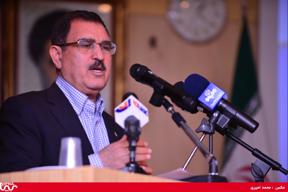 نشست" تعامل و انطباق هوشمندانه" صنعت پتروشیمی و اصحاب رسانه به مناسبت روز خبرنگار- 97/5/23 20