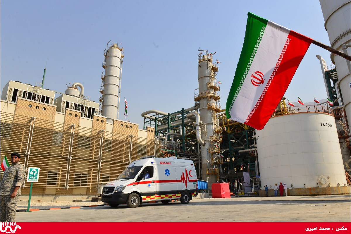 آئین افتتاحیه پتروشیمی مرجان، فاز 3 پتروشیمی پردیس، نیروگاه تولید برق و بخار پتروشیمی دماوند و امضاء قرارداد جمع آوری گازهای مشعل عسلویه 97/6/13 10