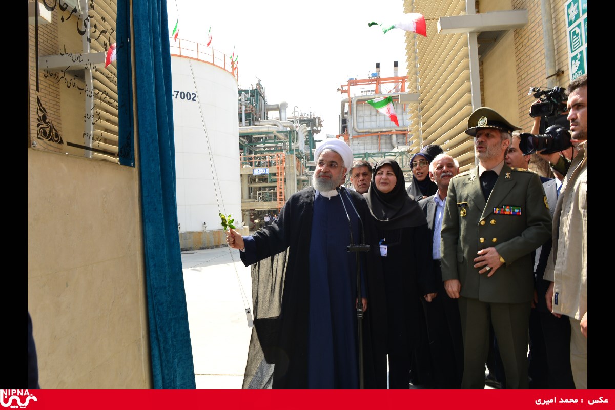 آئین افتتاحیه پتروشیمی مرجان، فاز 3 پتروشیمی پردیس، نیروگاه تولید برق و بخار پتروشیمی دماوند و امضاء قرارداد جمع آوری گازهای مشعل عسلویه 97/6/13 16