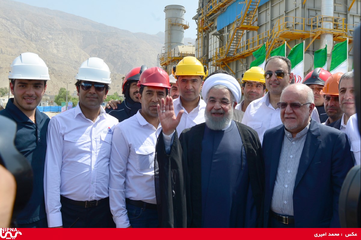 آئین افتتاحیه پتروشیمی مرجان، فاز 3 پتروشیمی پردیس، نیروگاه تولید برق و بخار پتروشیمی دماوند و امضاء قرارداد جمع آوری گازهای مشعل عسلویه 97/6/13 25