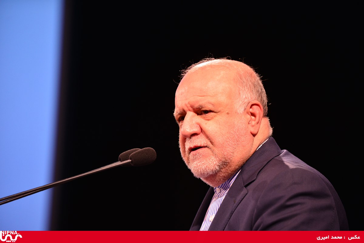 اولین روز برگزاری چهارمین کنگره راهبردی و نمایشگاه نفت و نیرو-97/7/24 13