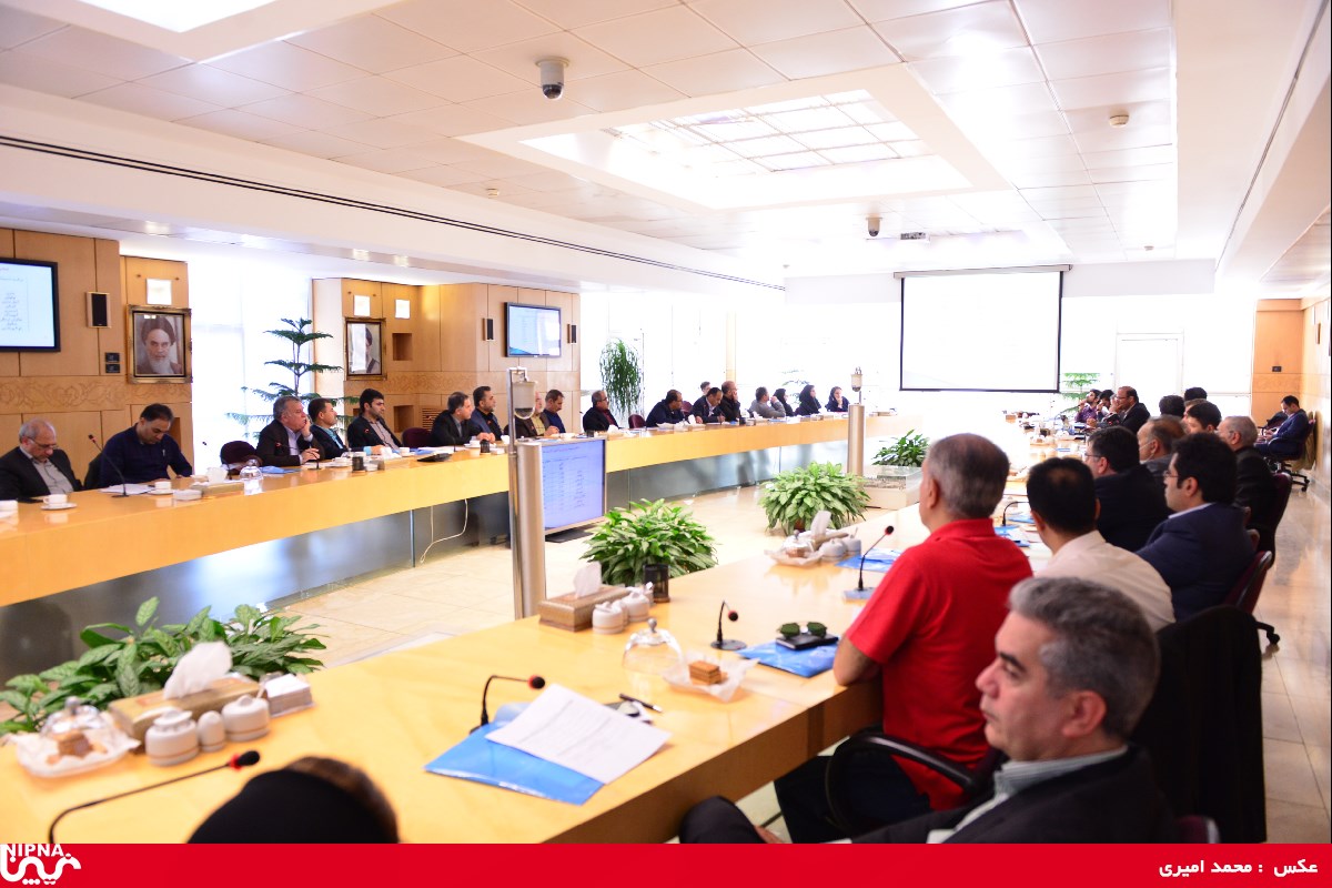 جلسه هم اندیشی  رؤسای HSE  صنعت پتروشیمی-97/8/2 3