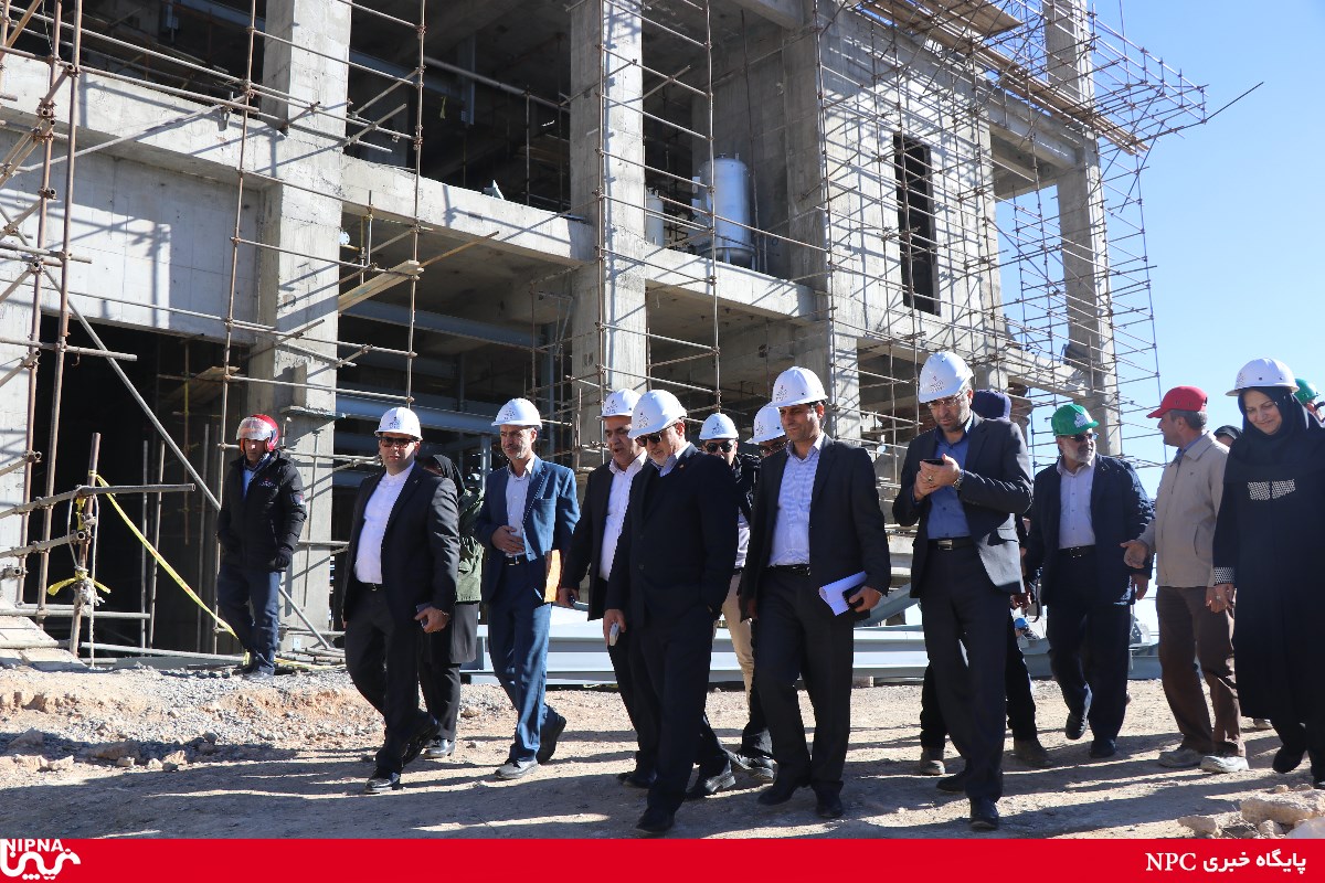 بازدید مهندس محمدی از طرح دی آریا پلیمر، مرکز اراک شرکت پژوهش و فناوری پتروشیمی و پتروشیمی شازند – 97/9/21 4