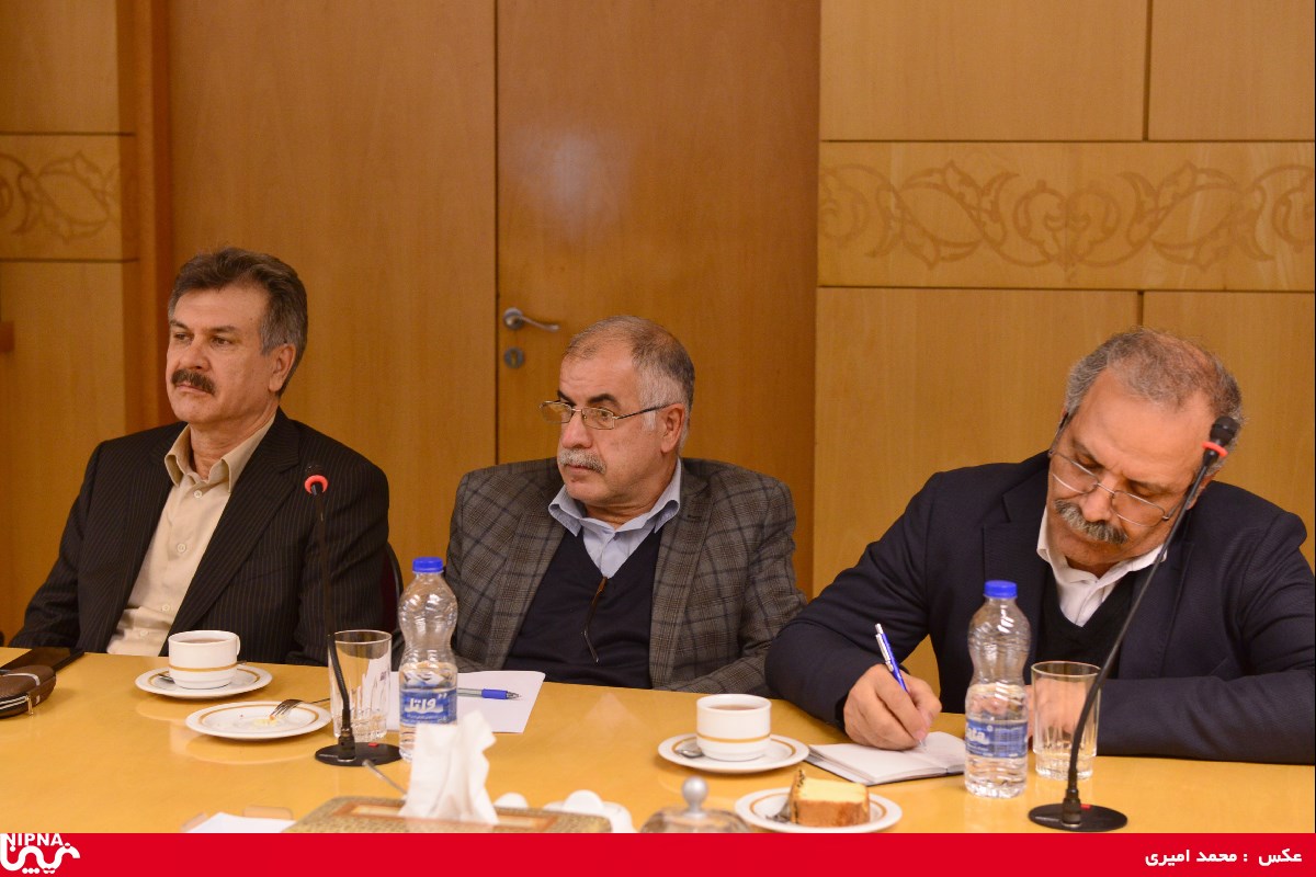 نشست معاون وزیر نفت با مدیرعامل و مدیران ارشد شرکت صنایع پتروشیمی خلیج فارس – 97/9/24 21