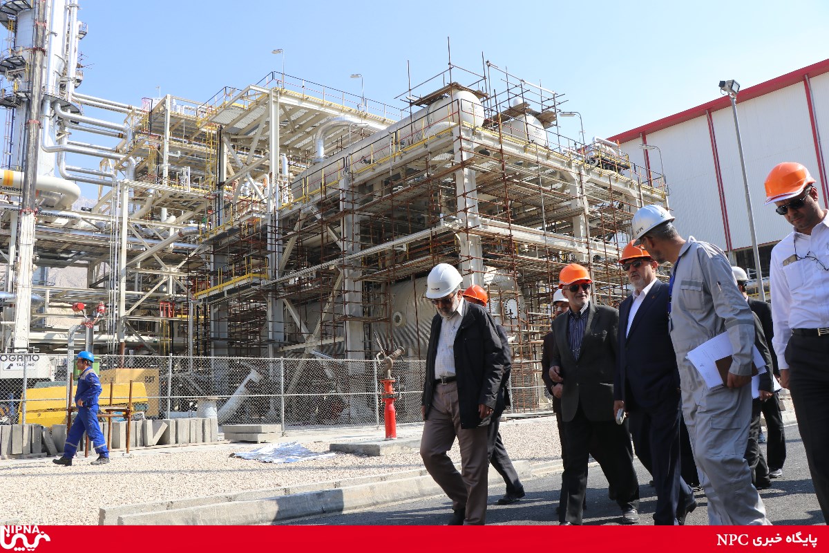 بازدید معاون وزیر نفت از چند طرح توسعه ای پتروشیمی در منطقه ویژه اقتصادی پارس (عسلویه)  و منطقه انرژی بر پارسیان– 97/9/28و27 31