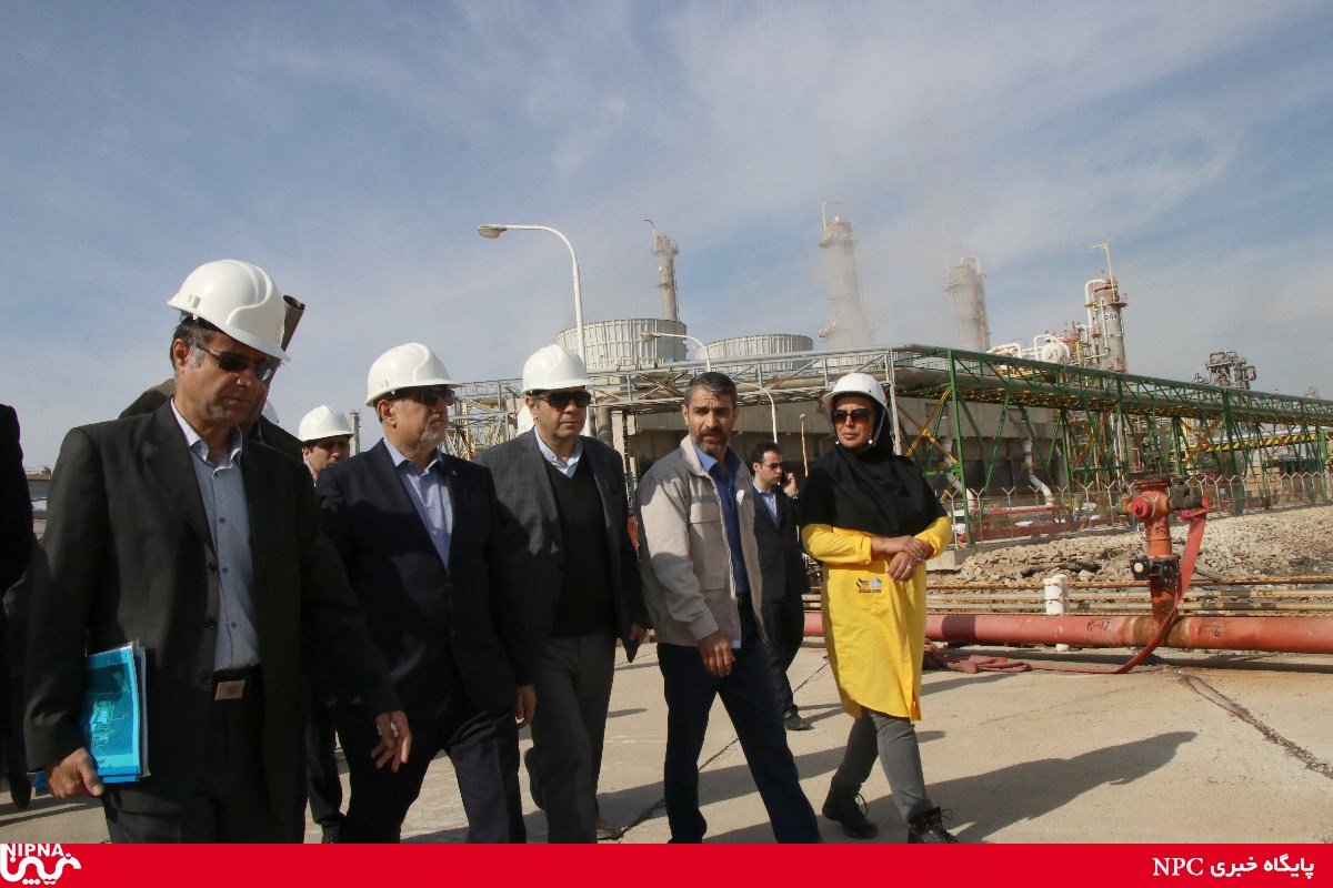 بازدید معاون وزیر نفت از طرح ها و مجتمع های منطقه ویژه اقتصادی پتروشیمی ( ماهشهر)-97/10/11 19