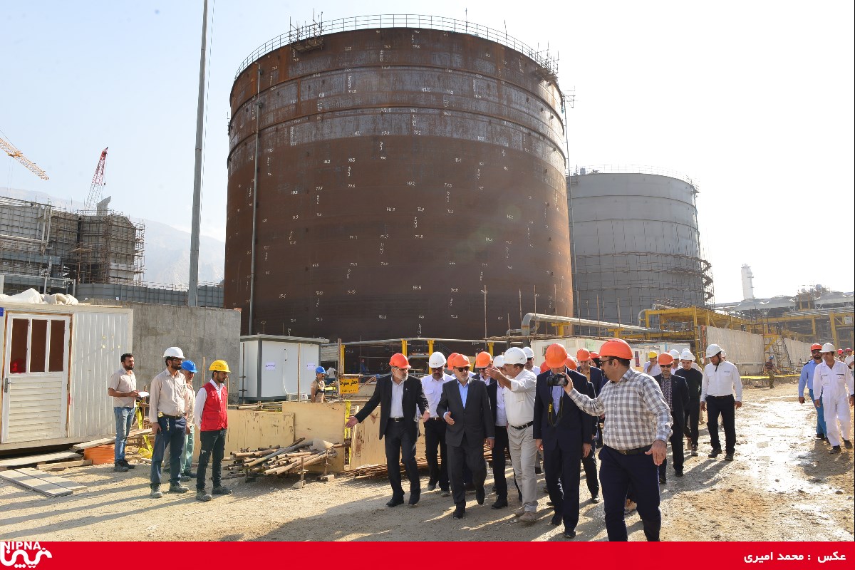 بازدید معاون وزیر نفت و مدیرعامل شرکت ملی صنایع پتروشیمی از طرح های پتروشیمی دنا، کیمیای پارس، سبلان و هنگام - 97/10/26 7