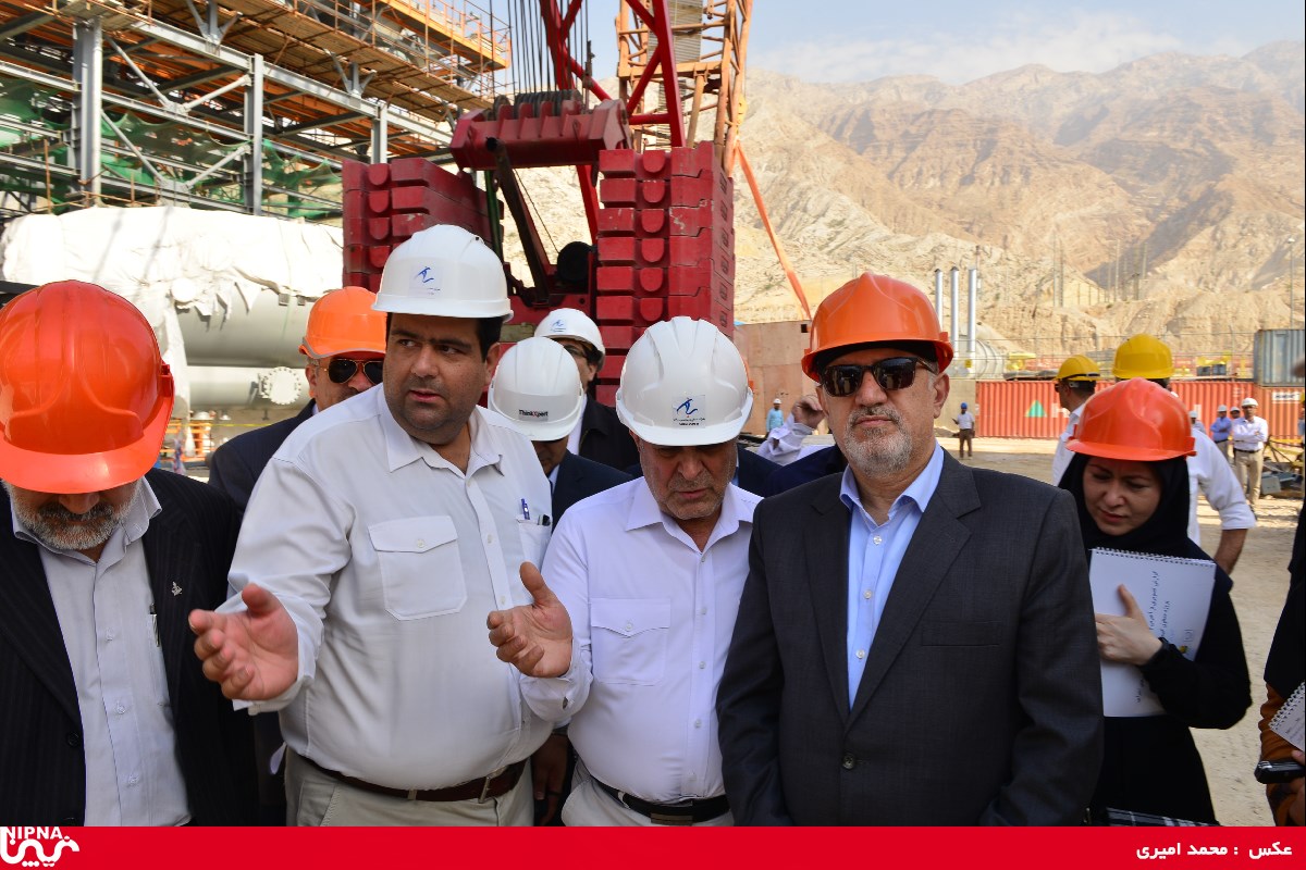 بازدید معاون وزیر نفت و مدیرعامل شرکت ملی صنایع پتروشیمی از طرح های پتروشیمی دنا، کیمیای پارس، سبلان و هنگام - 97/10/26 14