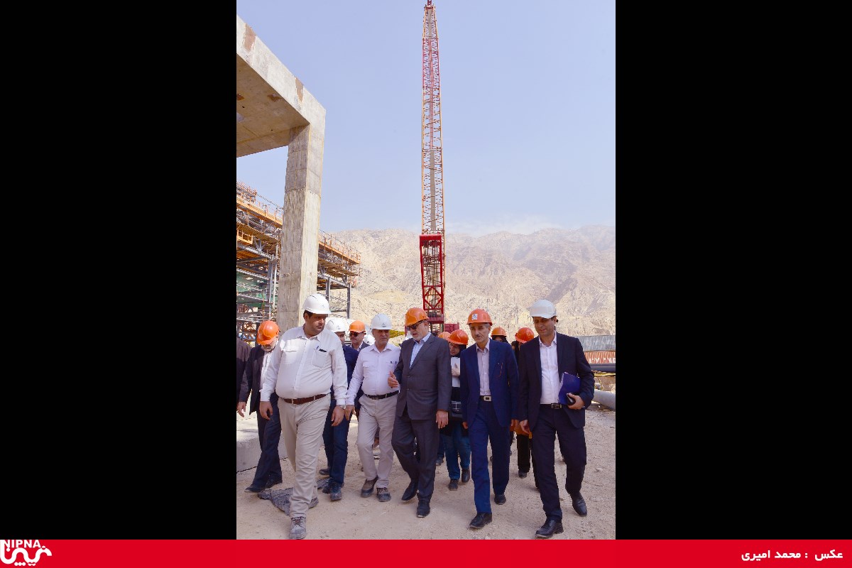 بازدید معاون وزیر نفت و مدیرعامل شرکت ملی صنایع پتروشیمی از طرح های پتروشیمی دنا، کیمیای پارس، سبلان و هنگام - 97/10/26 16