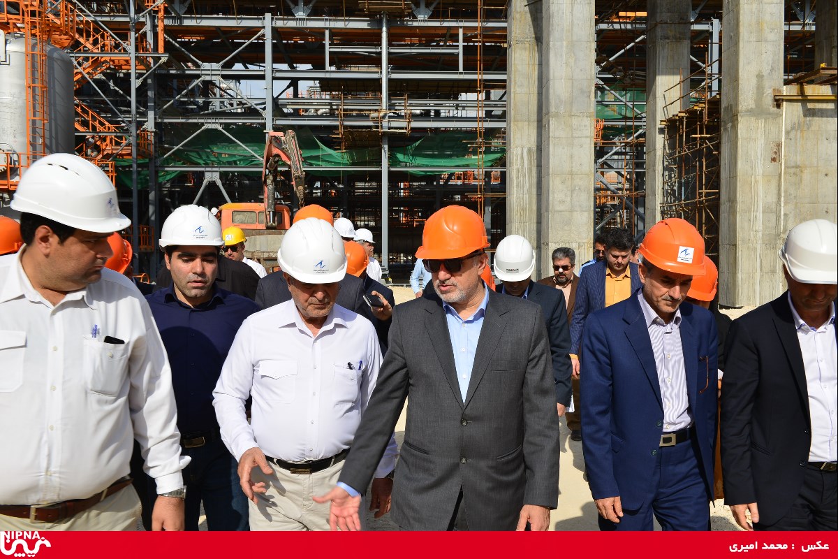 بازدید معاون وزیر نفت و مدیرعامل شرکت ملی صنایع پتروشیمی از طرح های پتروشیمی دنا، کیمیای پارس، سبلان و هنگام - 97/10/26 17