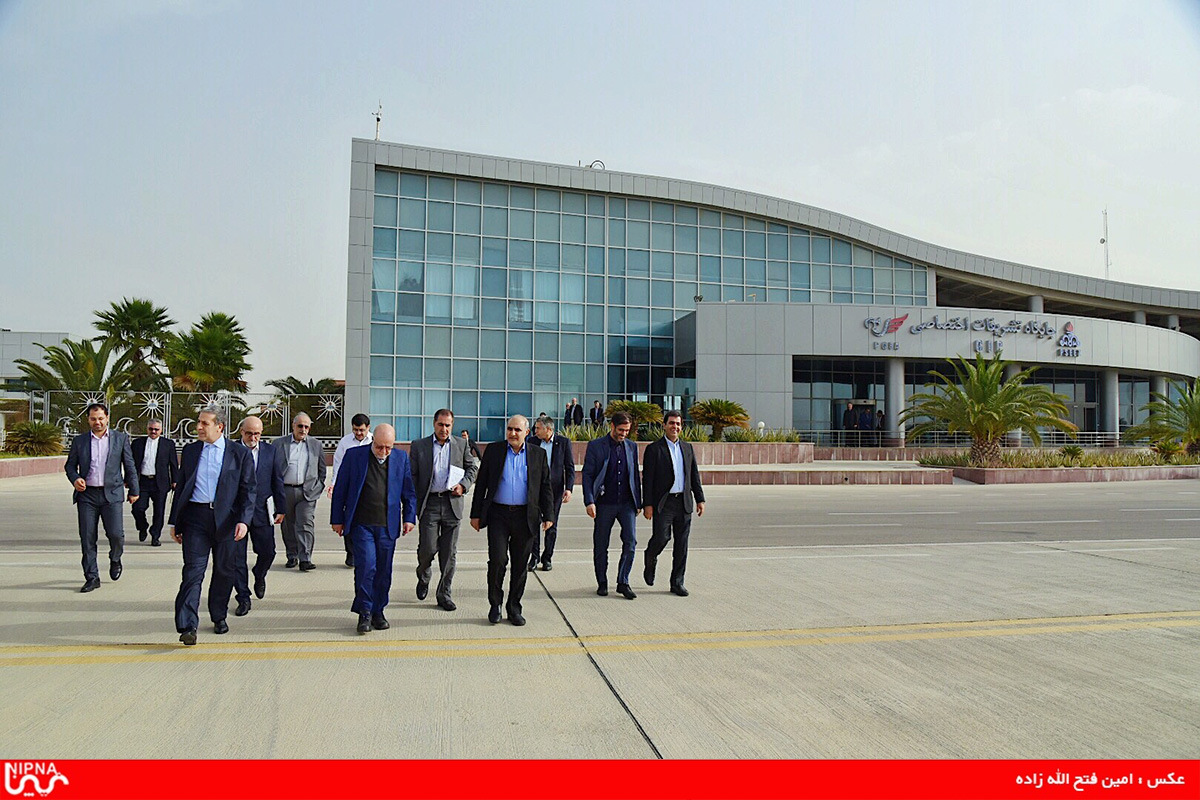 بازدید وزیر نفت و مدیرعامل شرکت ملی صنایع پتروشیمی از منطقه انرژی بر پارسیان-97/11/4 4