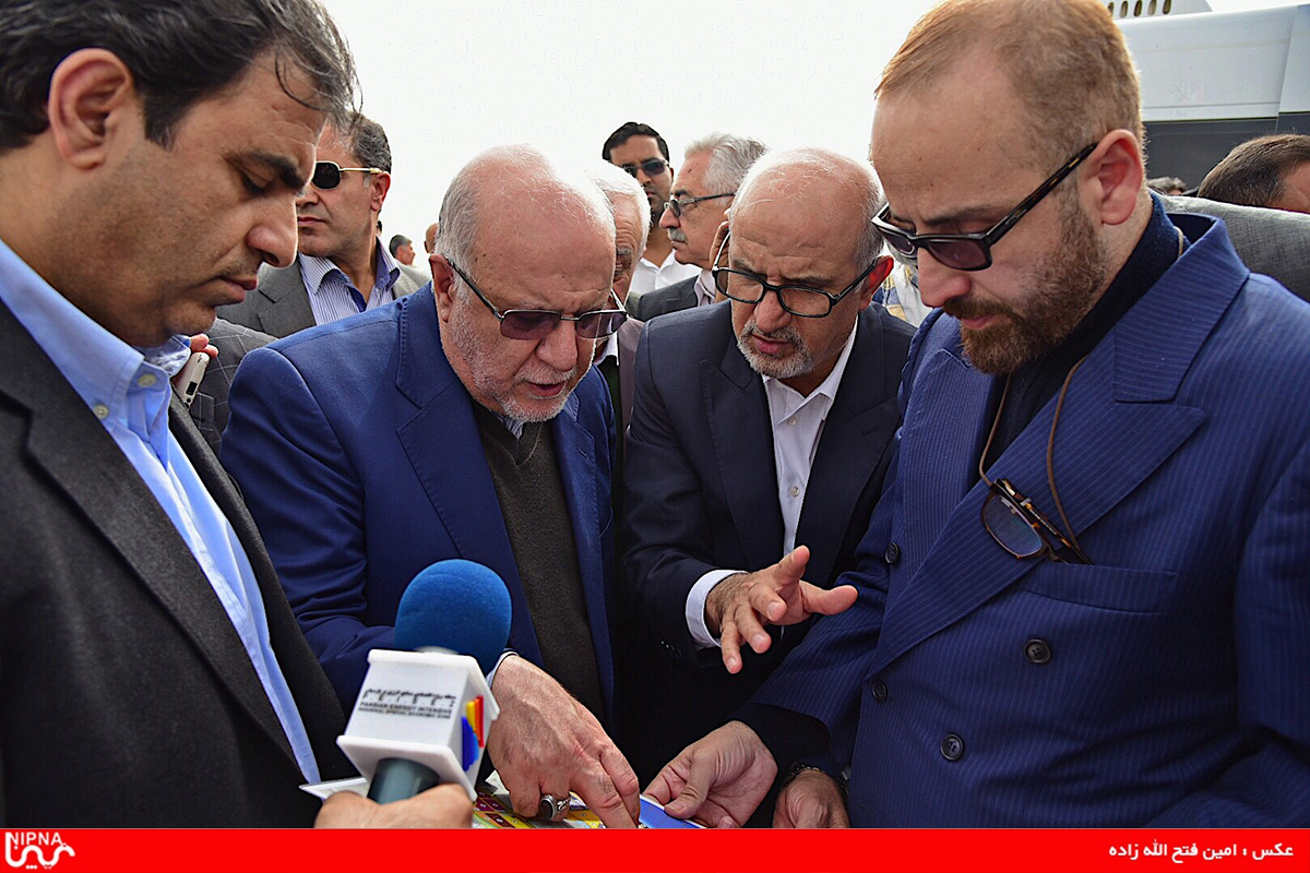 بازدید وزیر نفت و مدیرعامل شرکت ملی صنایع پتروشیمی از منطقه انرژی بر پارسیان-97/11/4 11
