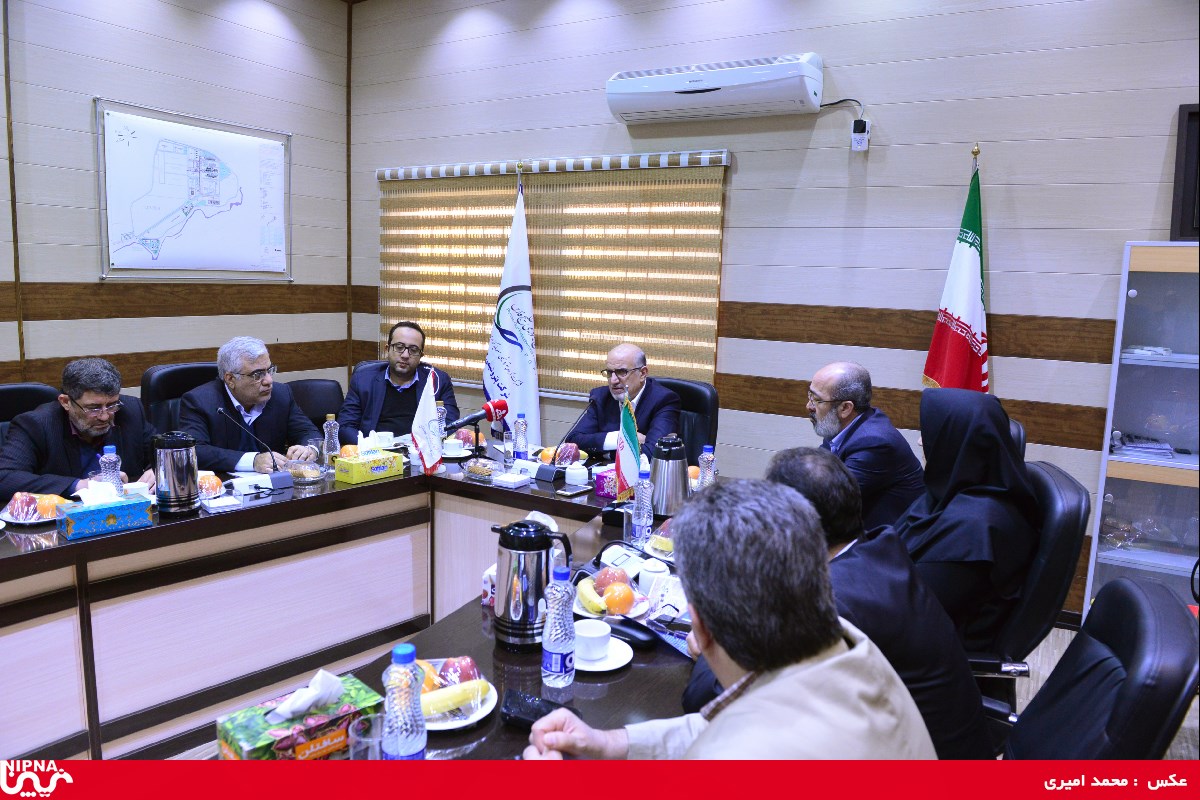 بازدید معاون وزیر نفت و مدیرعامل شرکت ملی صنایع پتروشیمی از  روند  پیشرفت طرح پتروشیمی گچساران - 97/12/13 12