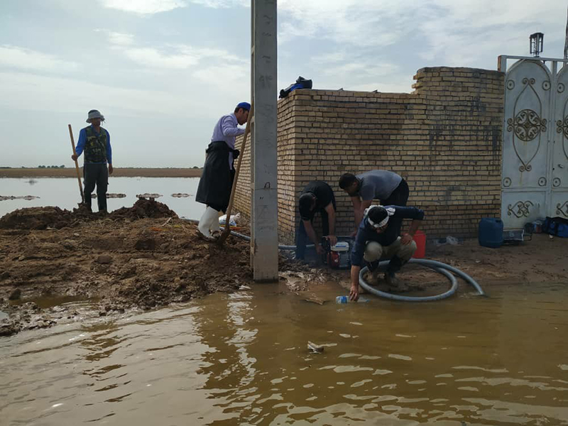 تداوم امداد رسانی بسیجیان صنعت پتروشیمی به سیل زدگان (تصاویر ارسالی روابط عمومی پازارگاد) 10