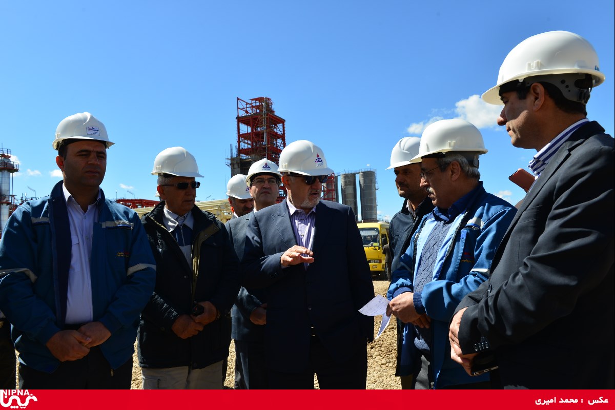 بازدید معاون وزیر نفت و مدیرعامل شرکت ملی صنایع پتروشیمی از روند  پیشرفت طرح پتروشیمی میاندوآب – 98/2/4 14