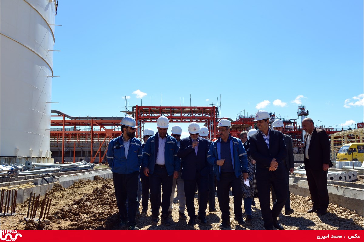 بازدید معاون وزیر نفت و مدیرعامل شرکت ملی صنایع پتروشیمی از روند  پیشرفت طرح پتروشیمی میاندوآب – 98/2/4 16
