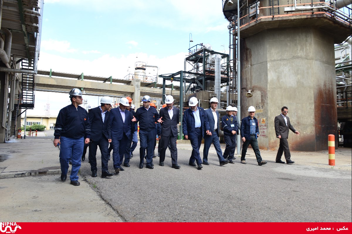 بازدید مهندس محمدی  و هیات همراه از مجتمع پتروشیمی تبریز-98/2/4 6