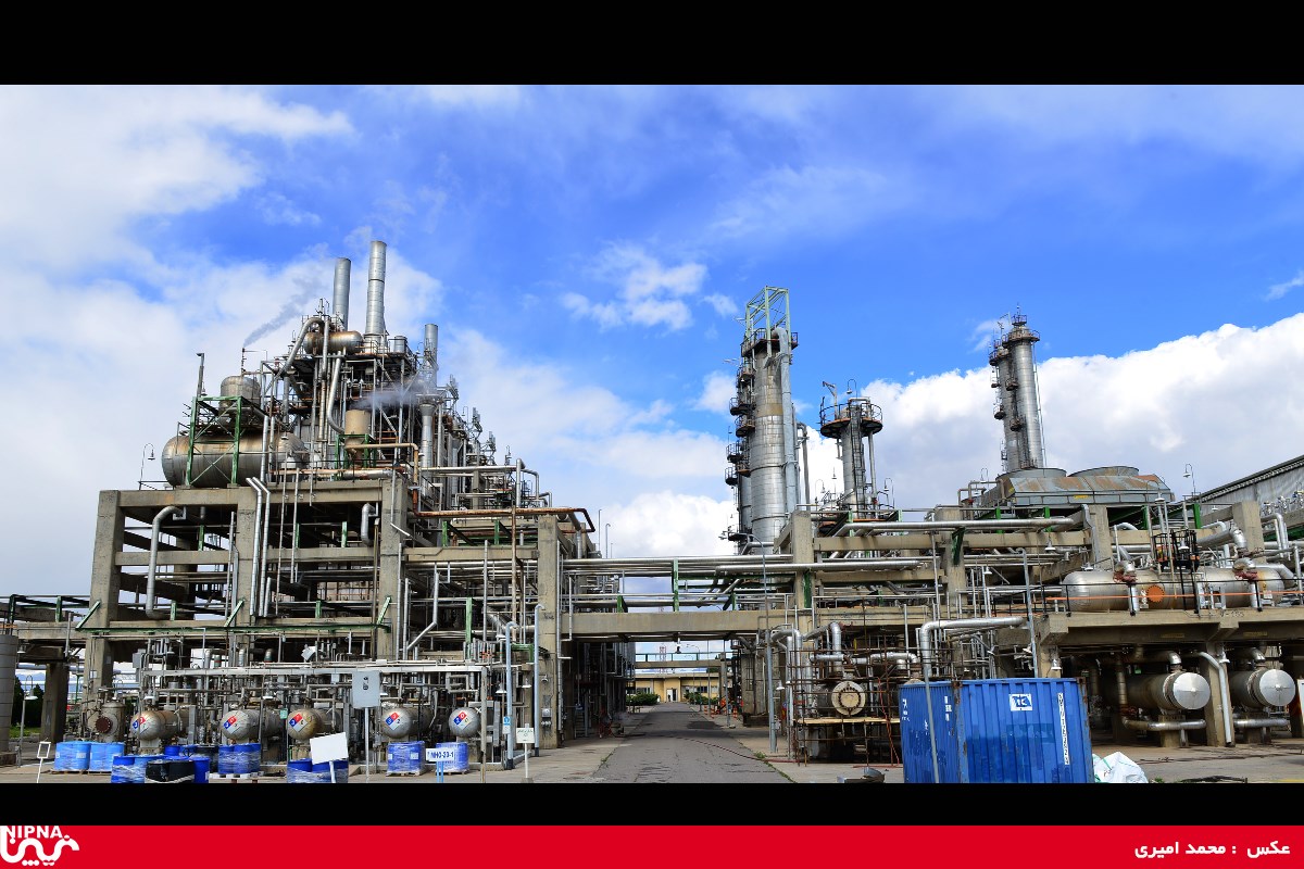 بازدید مهندس محمدی  و هیات همراه از مجتمع پتروشیمی تبریز-98/2/4 11