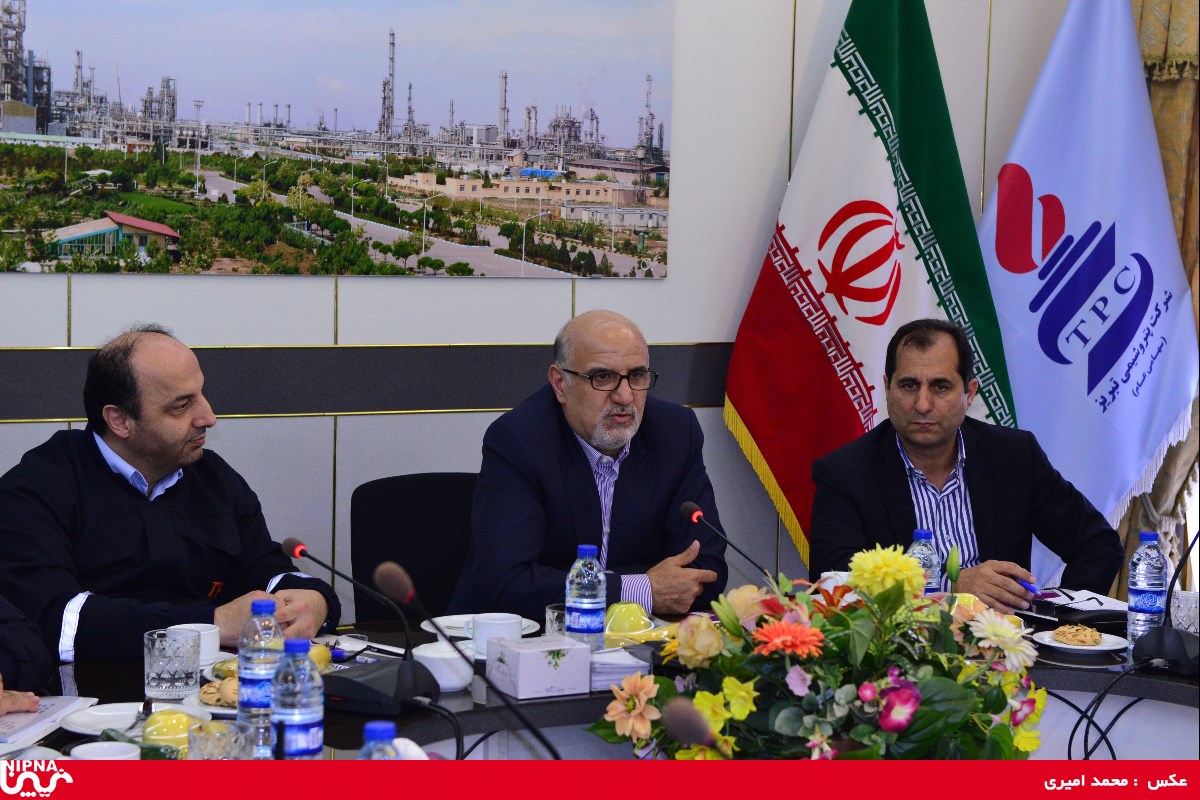 بازدید مهندس محمدی  و هیات همراه از مجتمع پتروشیمی تبریز-98/2/4 24