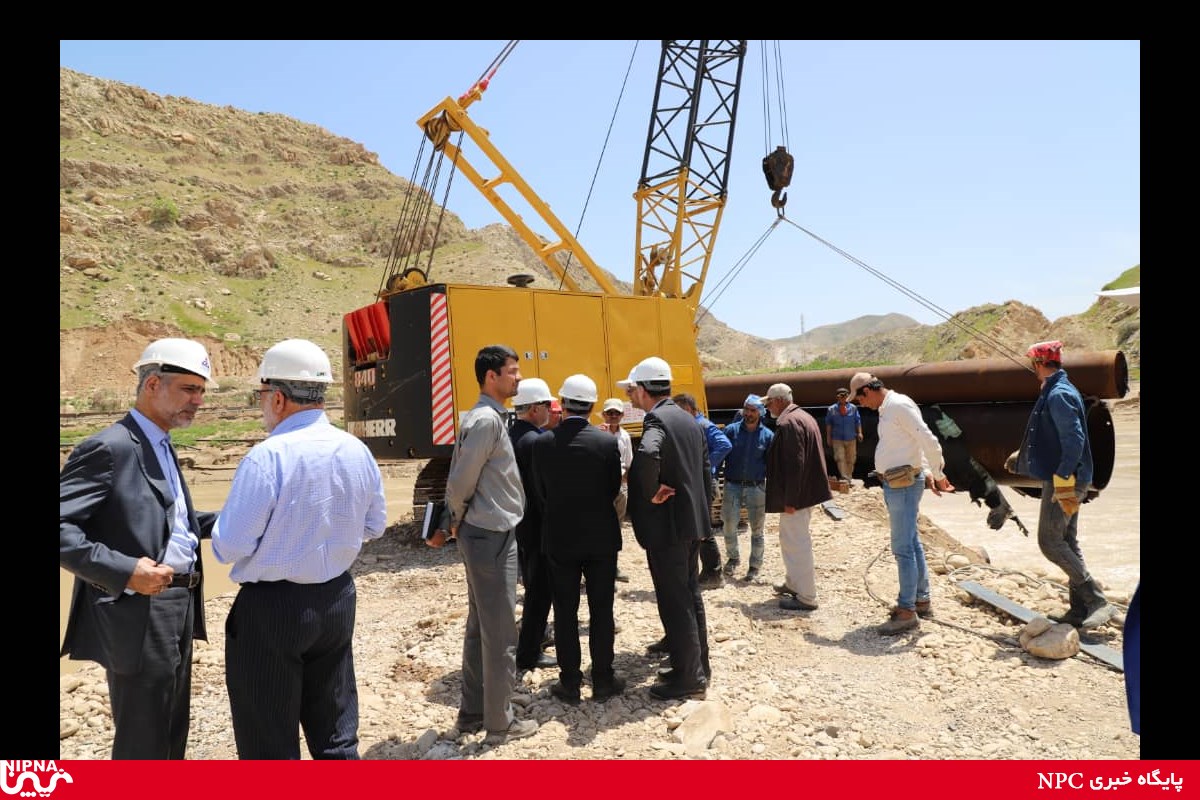 بازدید معاون وزیر نفت و مدیرعامل شرکت ملی صنایع پتروشیمی از مناطق سیل زده پلدختر-98/2/10 23
