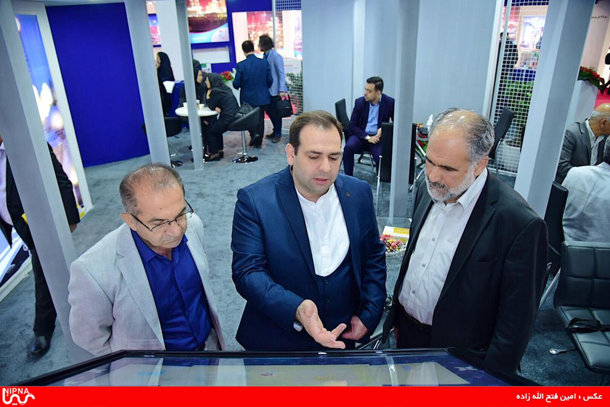 غرفه شرکت ملی صنایع پتروشیمی در اولین روز برگزاری بیست و چهارمین نمایشگاه بین المللی نفت، گاز، پالایش و پتروشیمی – 98/2/11 15