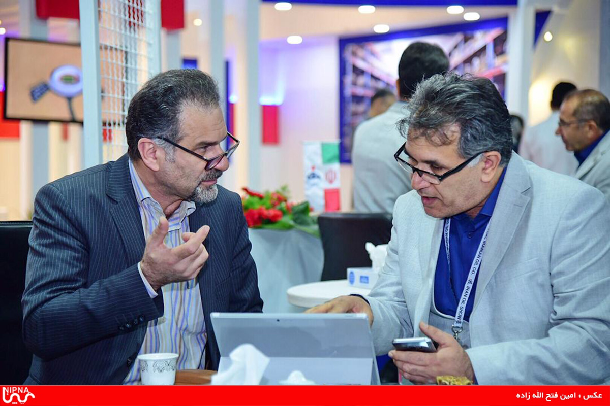 غرفه شرکت ملی صنایع پتروشیمی در اولین روز برگزاری بیست و چهارمین نمایشگاه بین المللی نفت، گاز، پالایش و پتروشیمی – 98/2/11 23