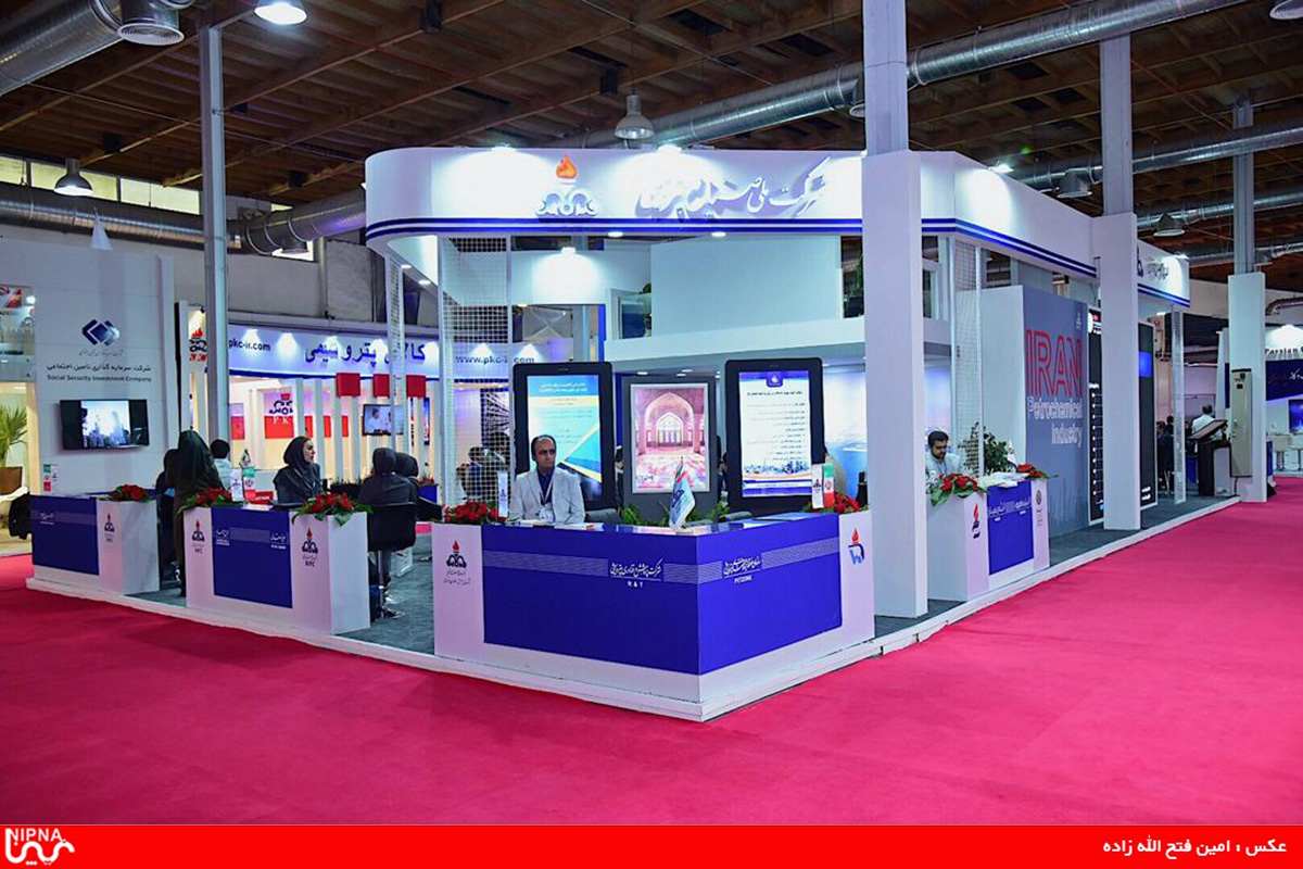 غرفه شرکت ملی صنایع پتروشیمی در اولین روز برگزاری بیست و چهارمین نمایشگاه بین المللی نفت، گاز، پالایش و پتروشیمی – 98/2/11 31