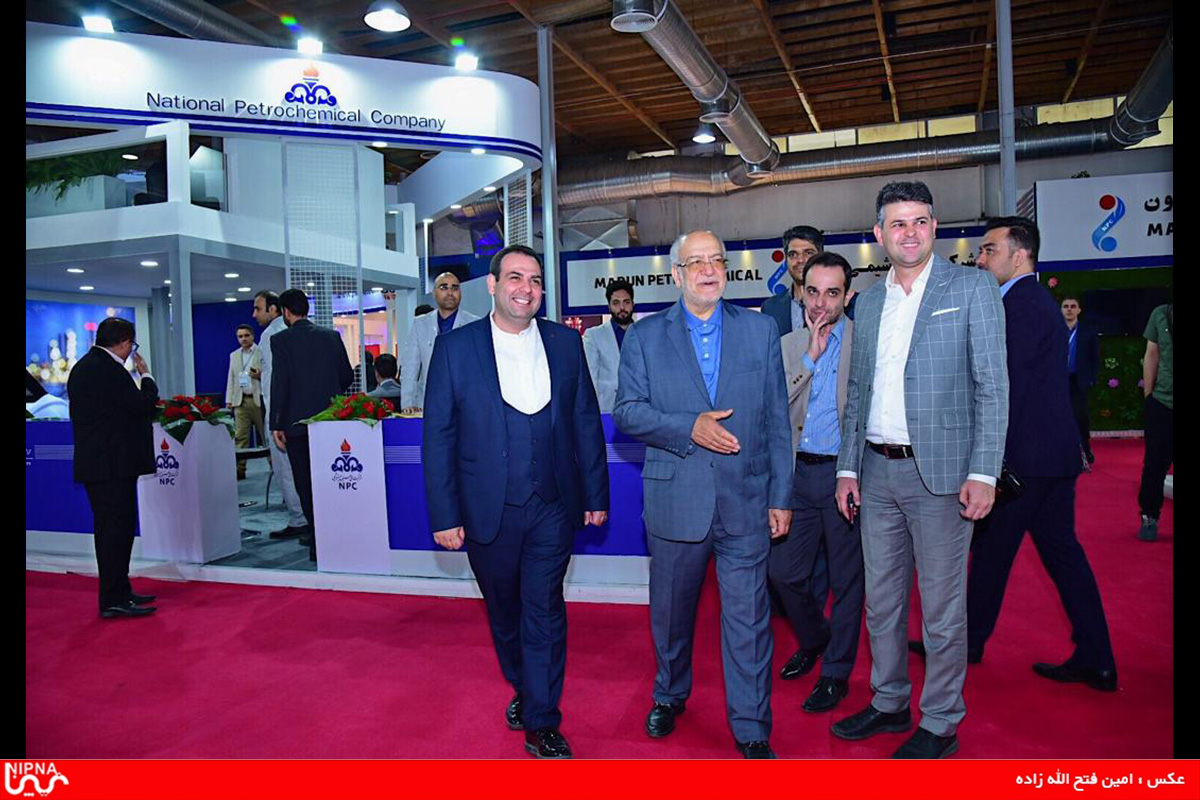 غرفه شرکت ملی صنایع پتروشیمی در اولین روز برگزاری بیست و چهارمین نمایشگاه بین المللی نفت، گاز، پالایش و پتروشیمی – 98/2/11 36
