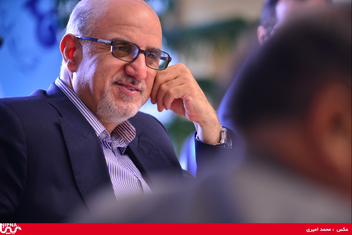 دومین جلسه پیشرفت طرح های اولویت دار صنعت پتروشیمی -98/2/28 31