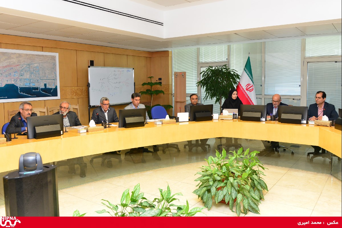 دومین جلسه پیشرفت طرح های اولویت دار صنعت پتروشیمی -98/2/28 35