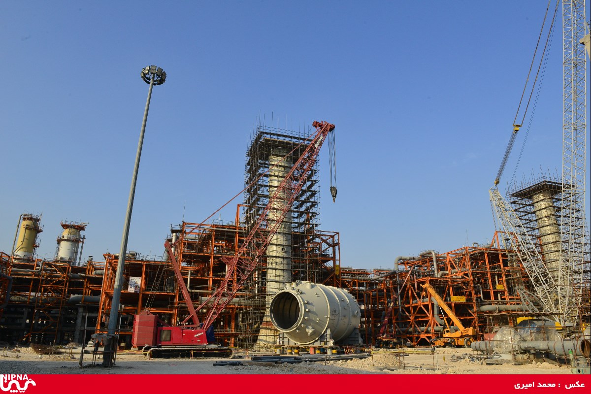 بازدید معاون وزیر نفت و مدیرعامل شرکت ملی صنایع پتروشیمی از روند  پیشرفت طرح های پتروشیمی پارس فنل، دی پلیمرآرین و پترو پالایش کنگان - 98/2/31 20