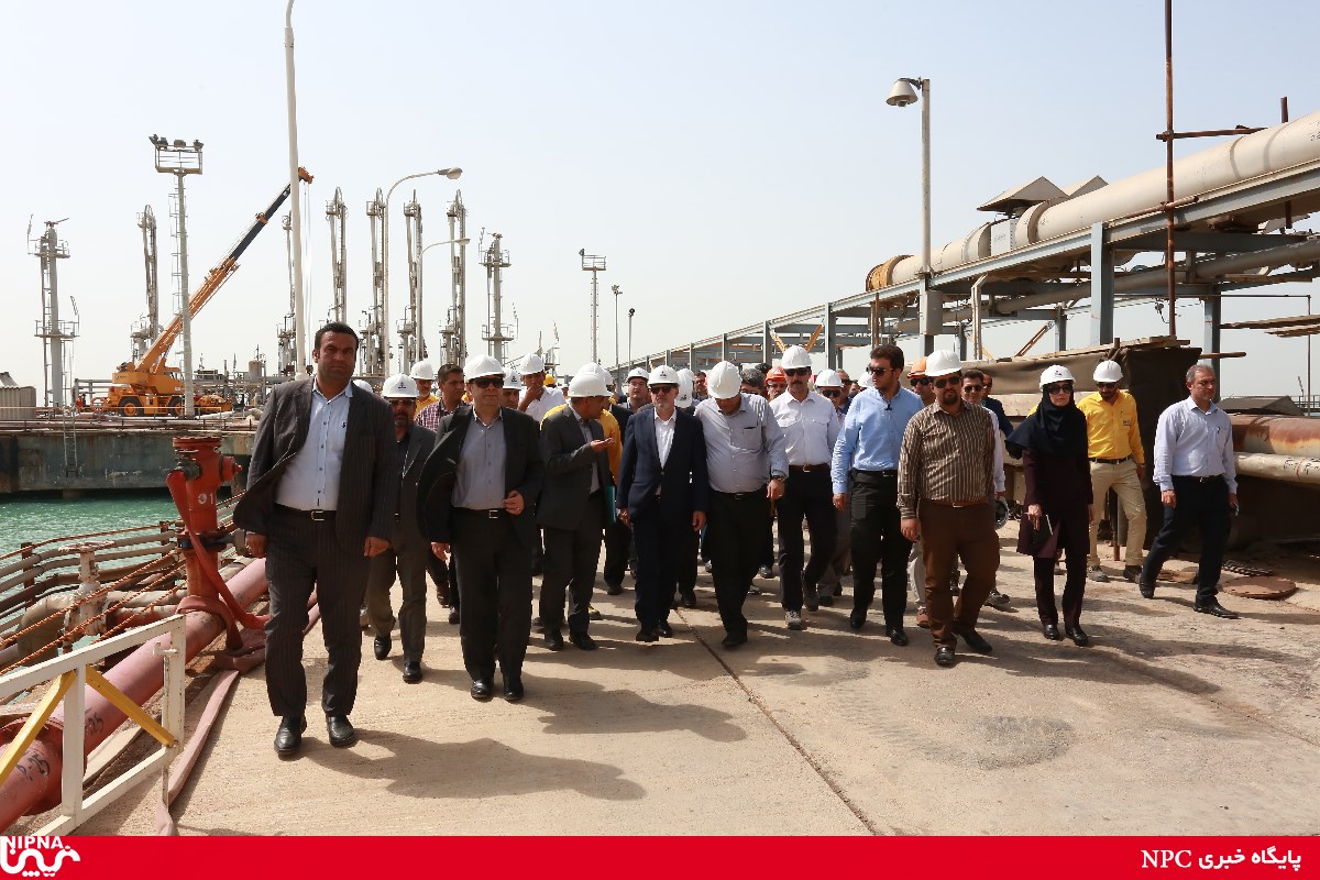 بازدید مدیرعامل شرکت ملی صنایع پتروشیمی از اسکله های منطقه ویژه اقتصادی ماهشهرو طرح های شیرین سازی پتروشیمی بوعلی، پتروناد، پتروکیمیای ابن سینا و پتروشیمی مارون- 8/3/98 7