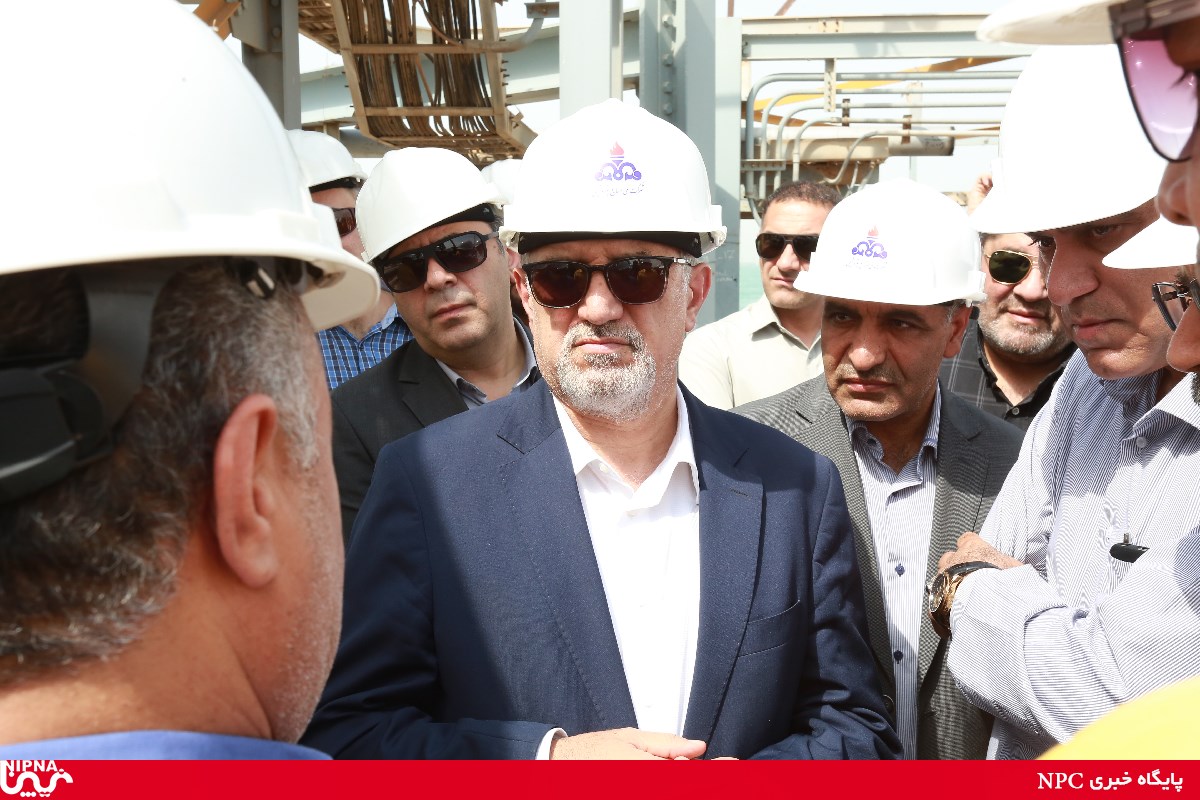 بازدید مدیرعامل شرکت ملی صنایع پتروشیمی از اسکله های منطقه ویژه اقتصادی ماهشهرو طرح های شیرین سازی پتروشیمی بوعلی، پتروناد، پتروکیمیای ابن سینا و پتروشیمی مارون- 8/3/98 10