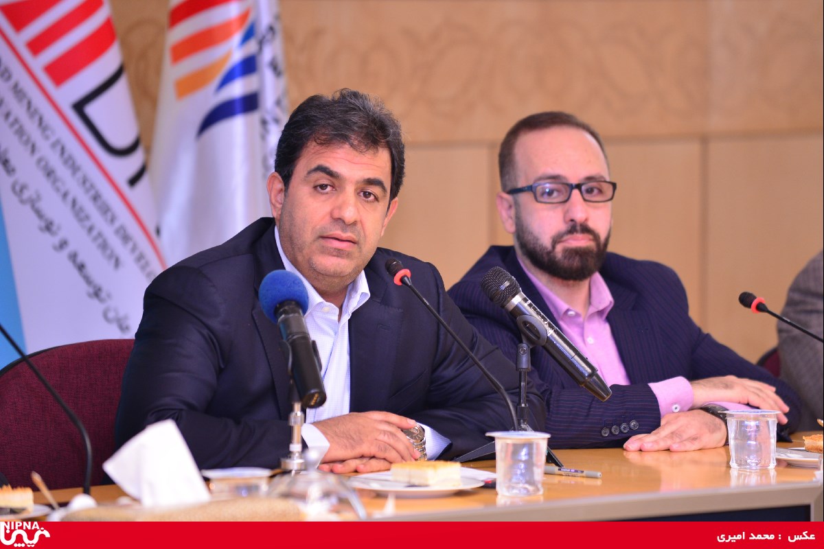 امضای دومین تفاهم نامه همکاری مابین شرکت ملی صنایع پتروشیمی و ایمیدرو- 98/3/20 6