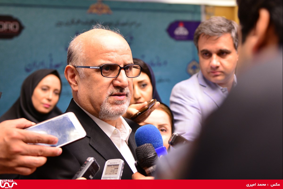 امضای دومین تفاهم نامه همکاری مابین شرکت ملی صنایع پتروشیمی و ایمیدرو- 98/3/20 26