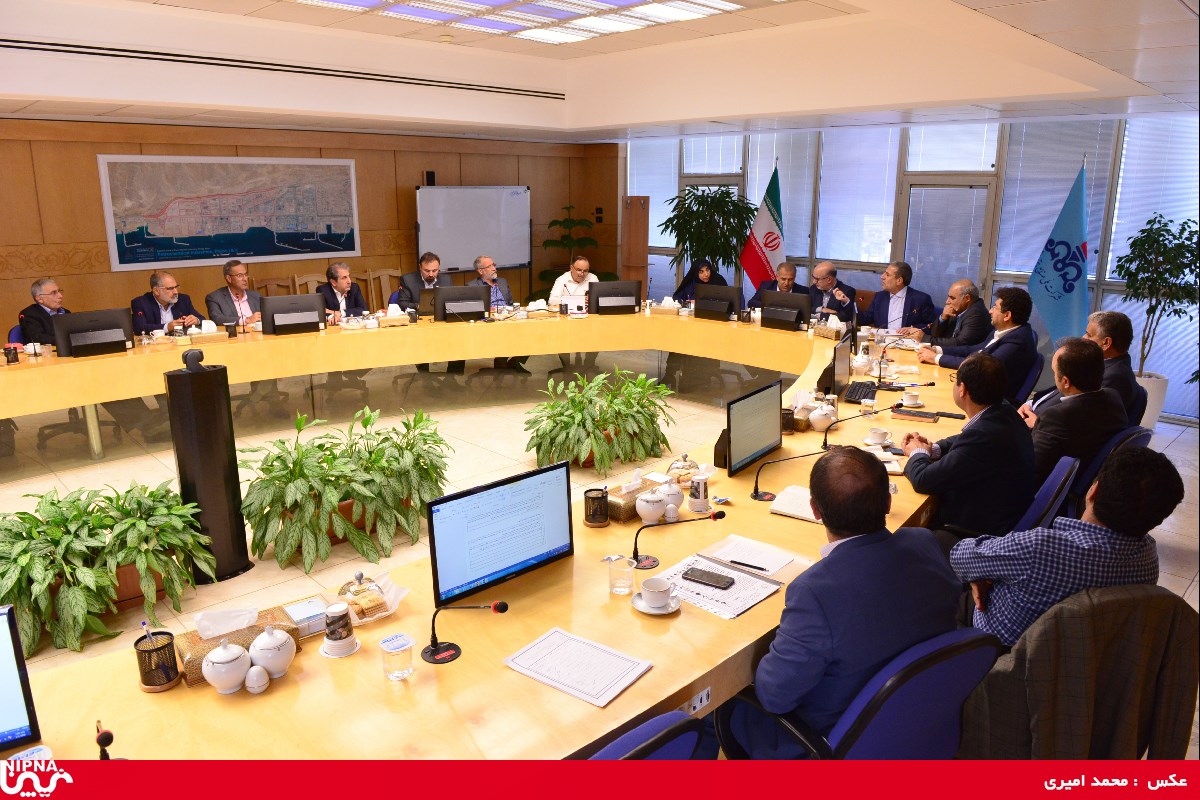 یازدهمین جلسه سیاستگذاری شورای راهبردی شرکت های پتروشیمی منطقه ویژه اقتصادی انرژی پارس- 98/3/25 24