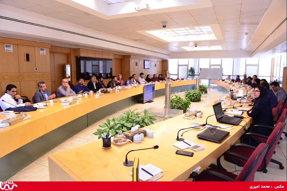 جلسه گردهمایی رؤسای محیط زیست صنعت پتروشیمی – 98/3/29 4