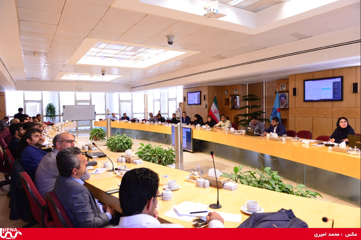 جلسه گردهمایی رؤسای محیط زیست صنعت پتروشیمی – 98/3/29 5