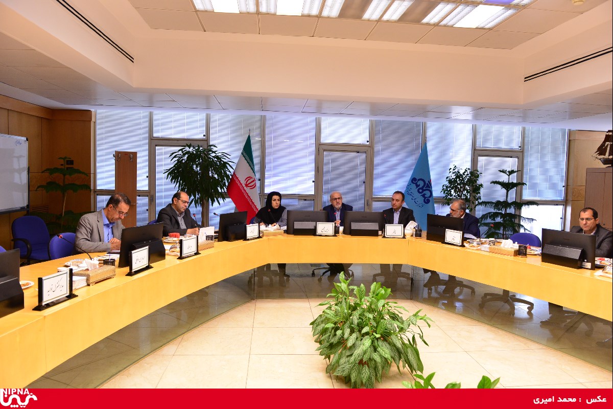 مجمع عمومی سالیانه سازمان منطقه ویژه اقتصادی پتروشیمی – 98/4/17 18