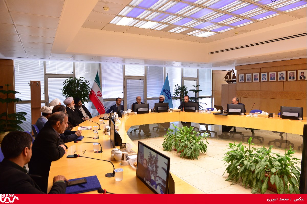 آئین تکریم و معارفه رئیس شورای اقامه نماز و امور روحانیون شرکت ملی صنایع پتروشیمی – 98/4/19 2