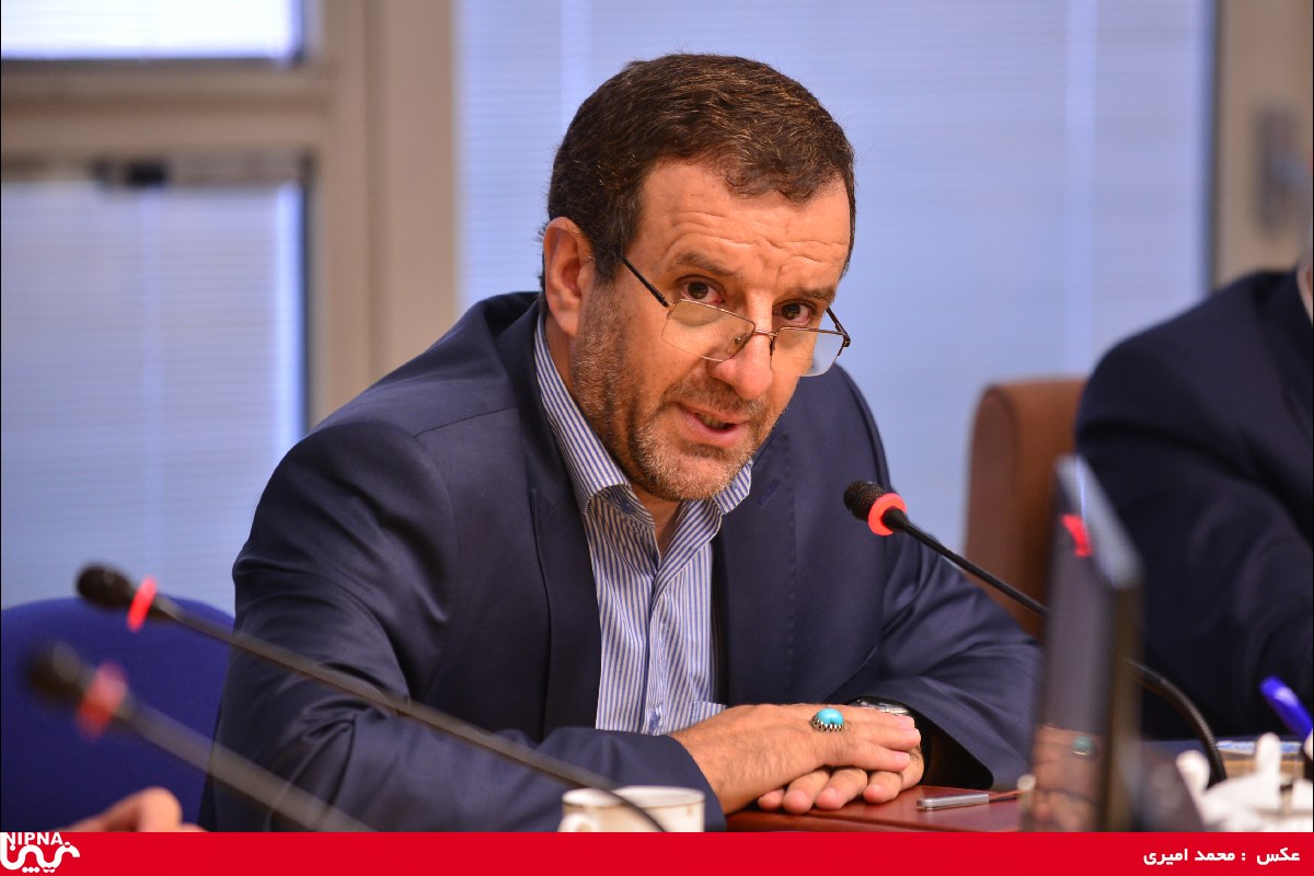 آئین تکریم و معارفه رئیس شورای اقامه نماز و امور روحانیون شرکت ملی صنایع پتروشیمی – 98/4/19 4