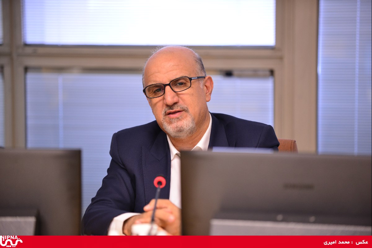 آئین تکریم و معارفه رئیس شورای اقامه نماز و امور روحانیون شرکت ملی صنایع پتروشیمی – 98/4/19 7