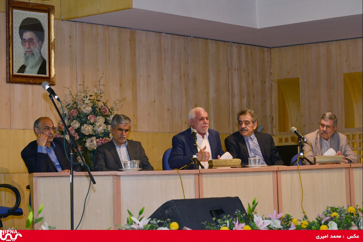 نخستین گردهمایی بازنشستگان صنعت پتروشیمی- 98/4/27 30