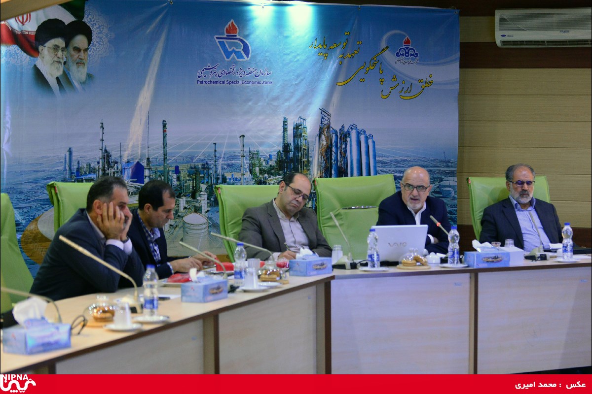 توسعه فاز 2 منطقه ویژه اقتصادی پتروشیمی متناسب با طرح آمایش سرزمین و ظرفیت های فعلی منطقه ویژه پتروشیمی – 98/4/31 13