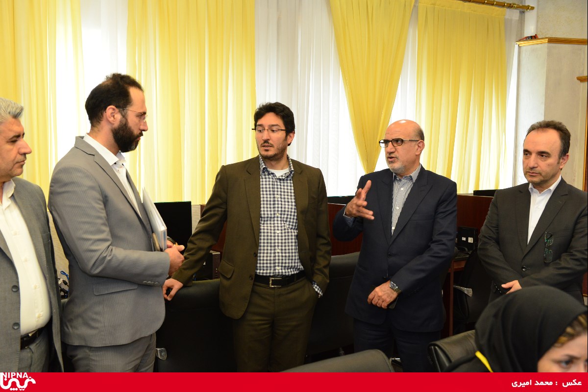 بازدید مدیرعامل شرکت ملی صنایع پتروشیمی  از مرکز توسعه مدیریت صنعت نفت-98/5/1 6