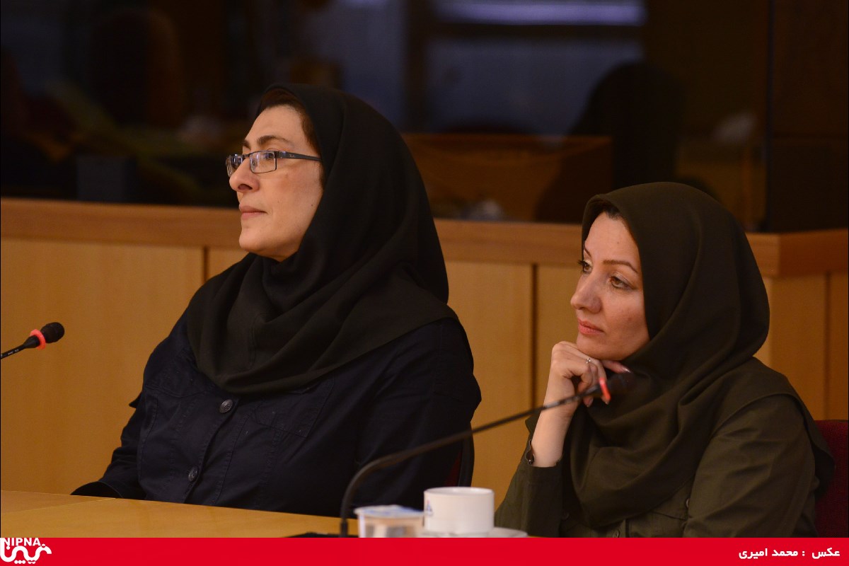 آیین معارفه سرپرست جدید مدیریت برنامه ریزی و توسعه شرکت ملی صنایع پتروشیمی – 98/5/2 10