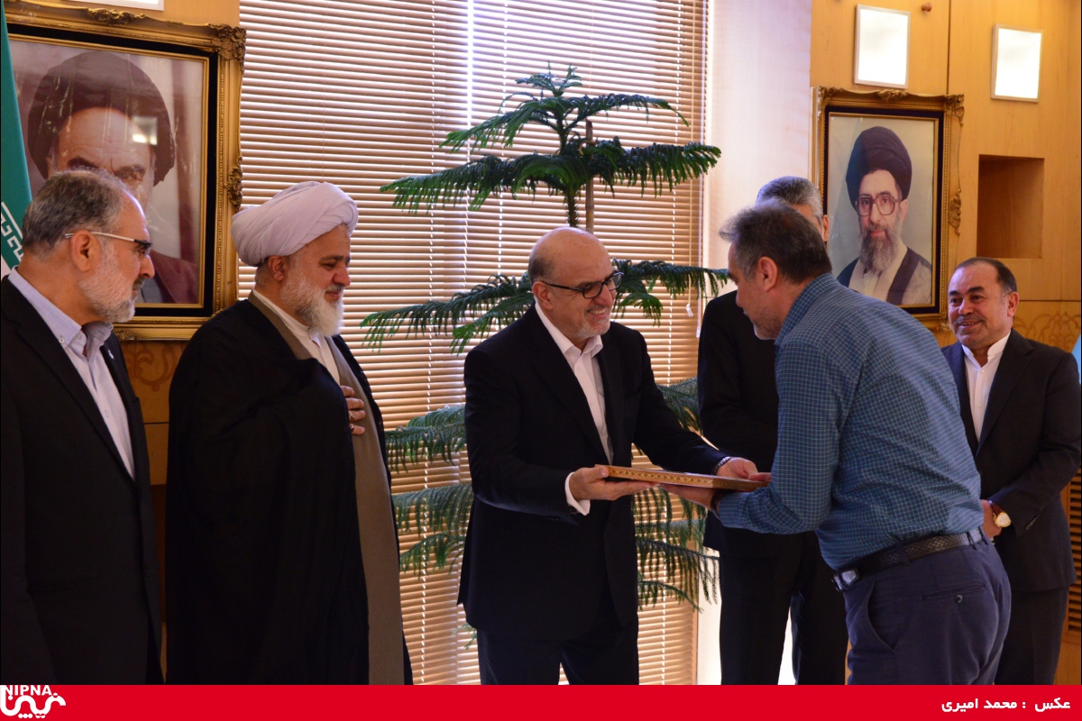 آئین گرامیداشت و تجلیل از آزادگان سرافراز صنعت پتروشیمی- 98/5/27 14