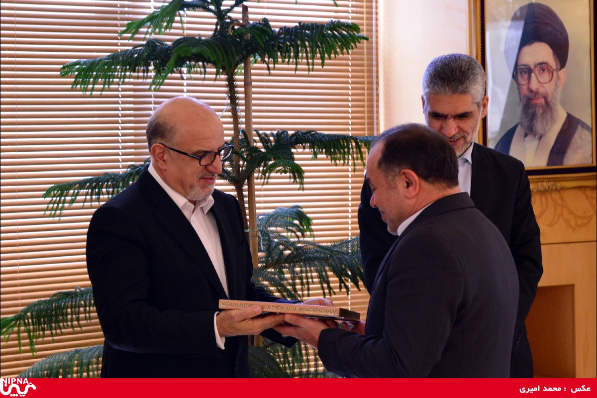 آئین گرامیداشت و تجلیل از آزادگان سرافراز صنعت پتروشیمی- 98/5/27 18