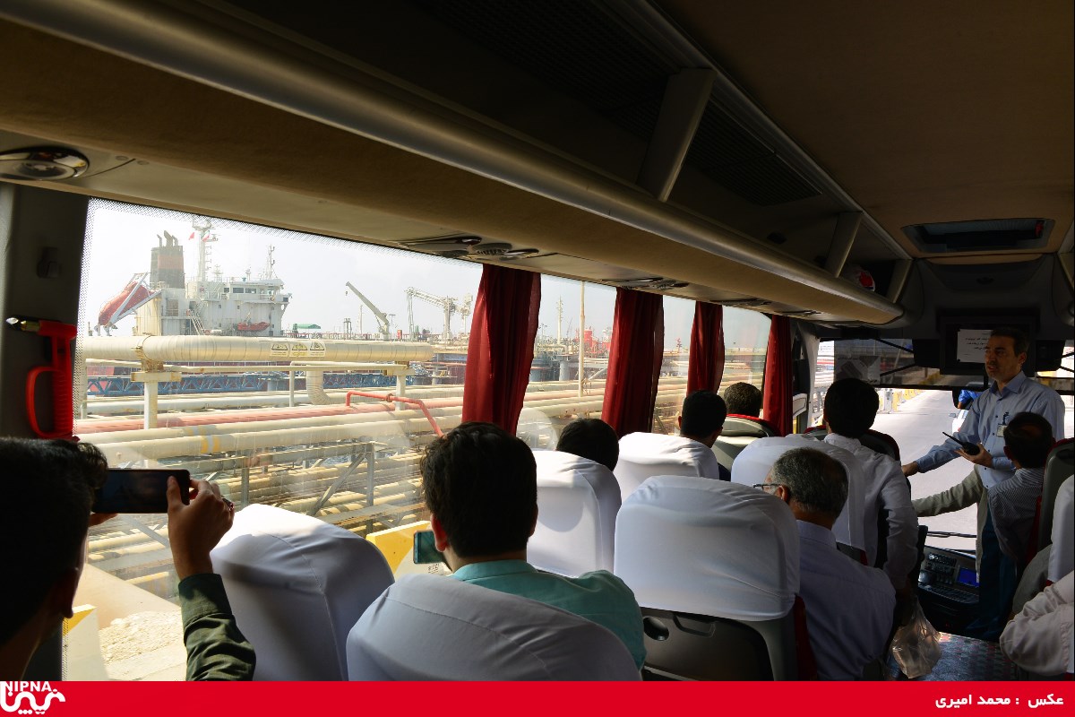 بازدید اساتید و دانشجویان دانشگاه امام صادق(ع) از طرح ها و مجتمع های پتروشیمی عسلویه 98/6/5 16