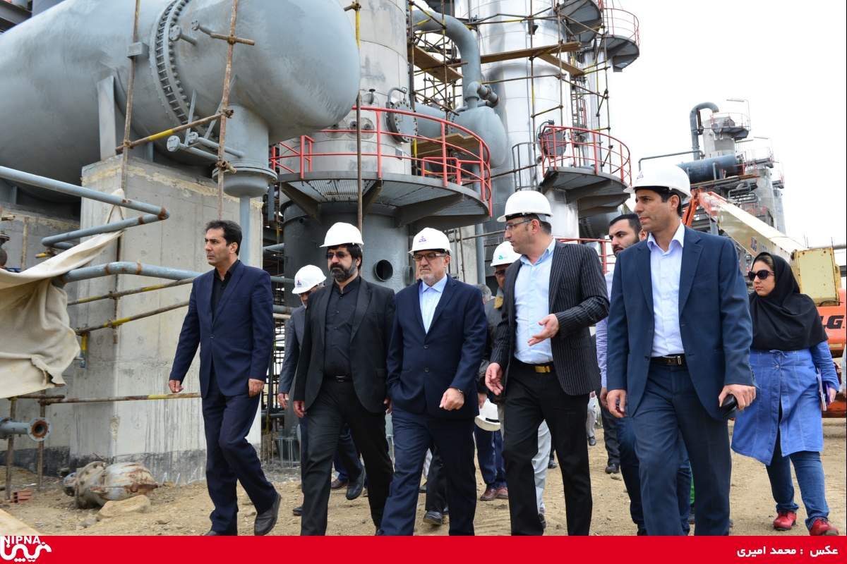 بازدید معاون وزیر نفت به همراه استاندار اردبیل از طرح پتروشیمی آرتا انرژی – 98/6/13 1